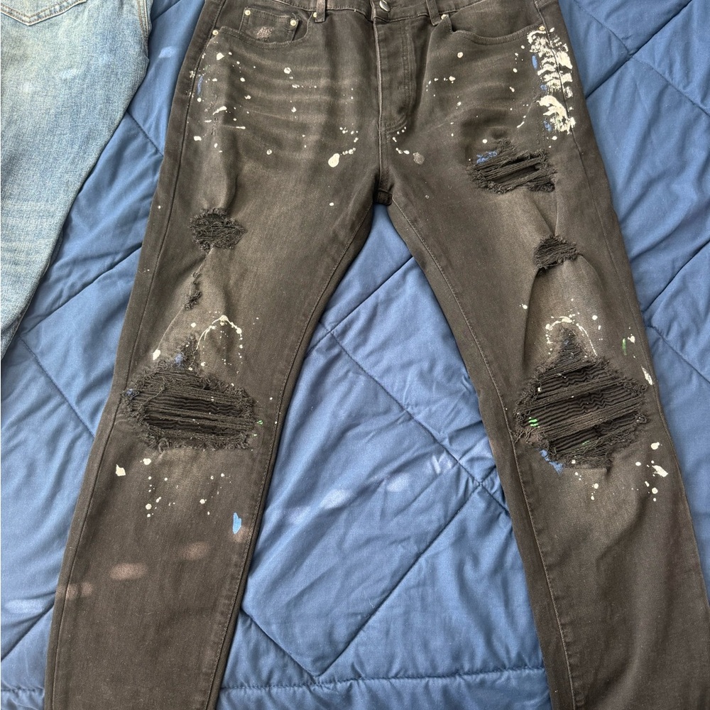 Stylish Black Distressed Men's Jeans